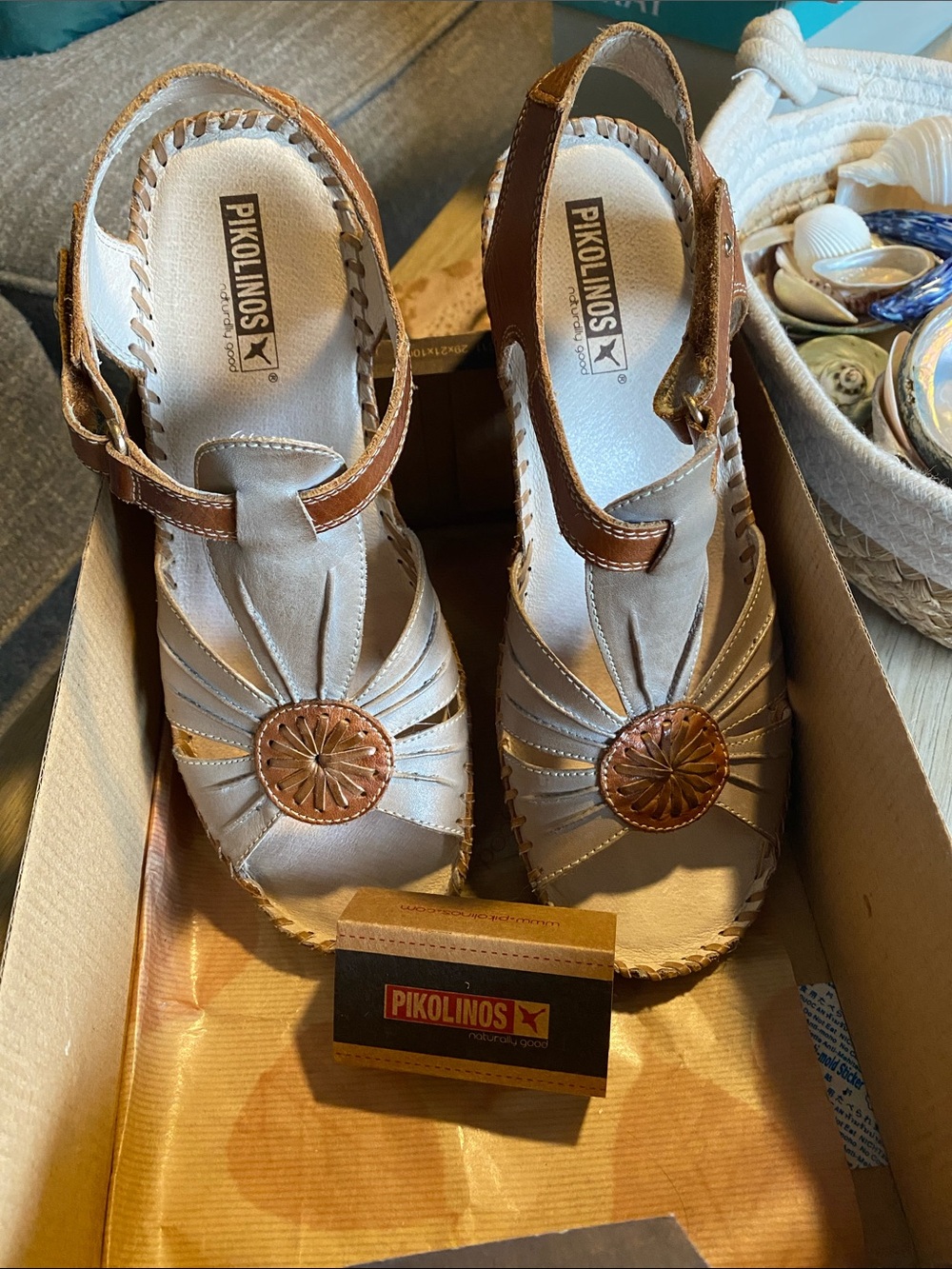 Pikolinos Women’s Wedge Sandals 8.5